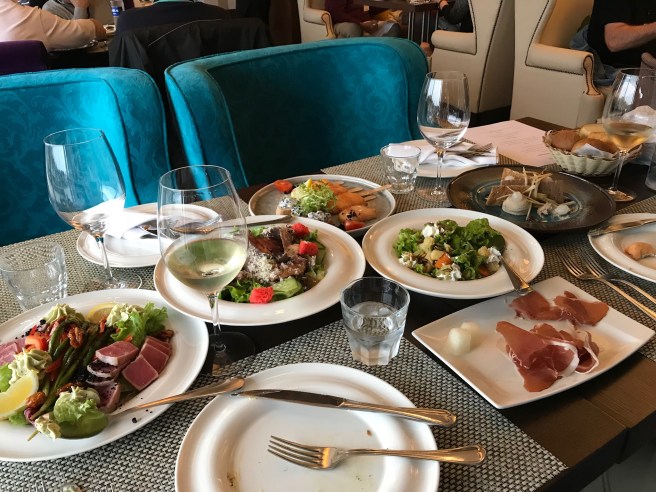 CECCEDA4-5AA5-471E-8932-3E5595640F01